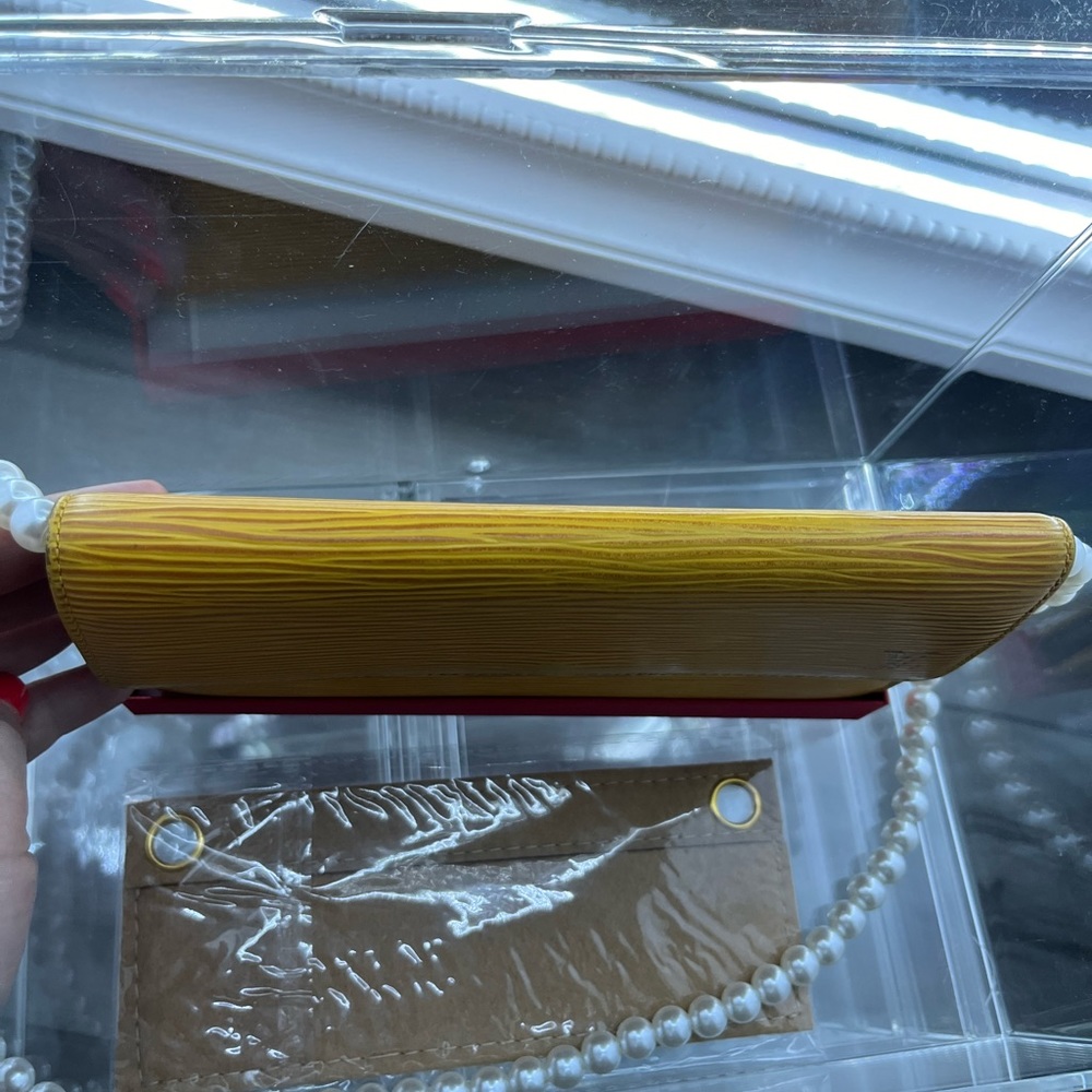Yellow Louis Vuitton Epi Wallet               Purple Interior - Picture 10 of 10